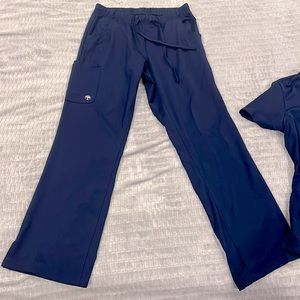 Healing Hands Navy Scrub Set